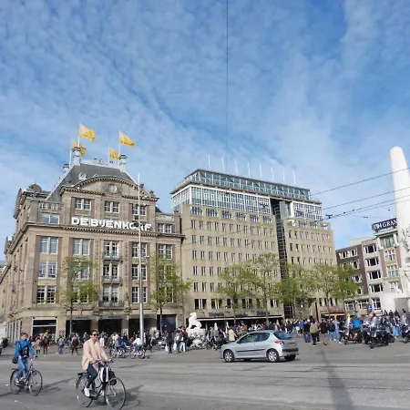 Amsterdam En Strand * Halfweg